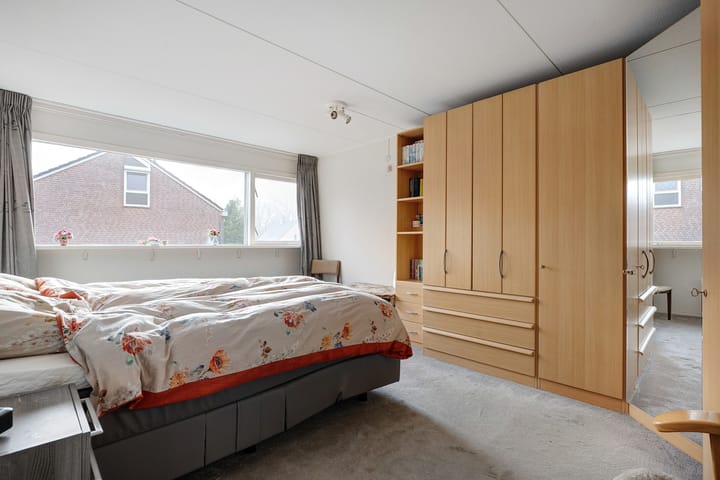 Photo 27 of Korhoenstraat 15