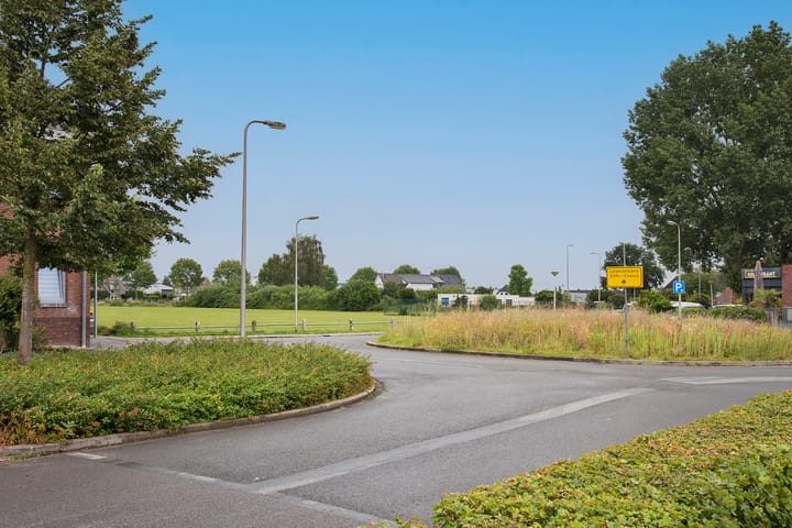 Foto 34 van Laan oud-Indiëgangers 30