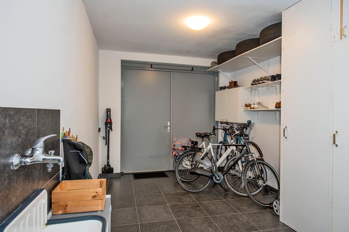 Foto 13 van Laan oud-Indiëgangers 30