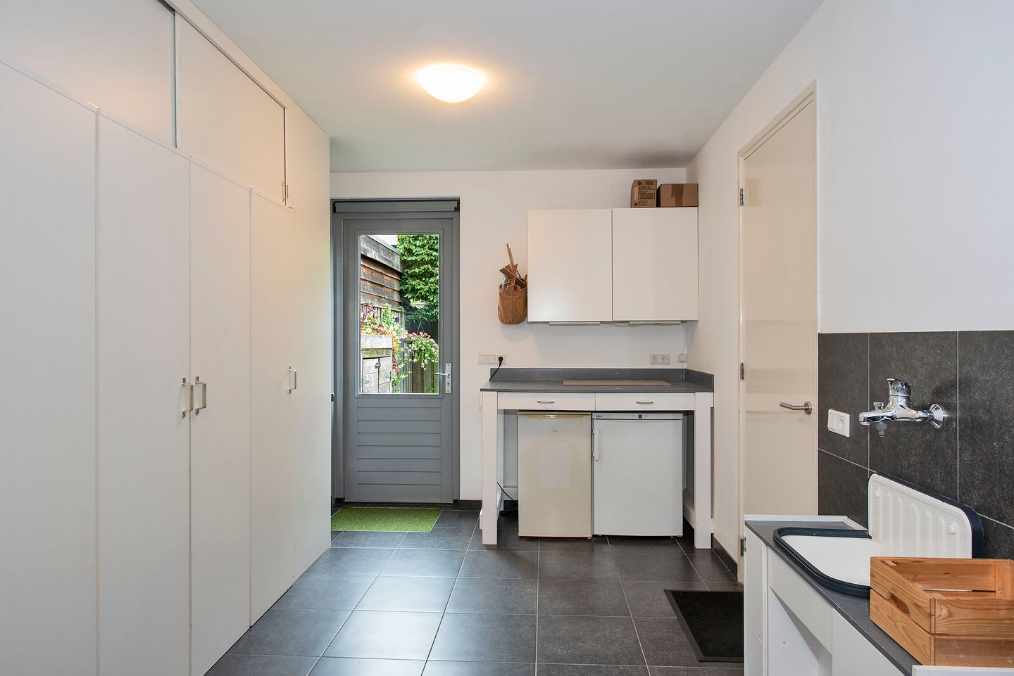 Foto 14 van Laan oud-Indiëgangers 30