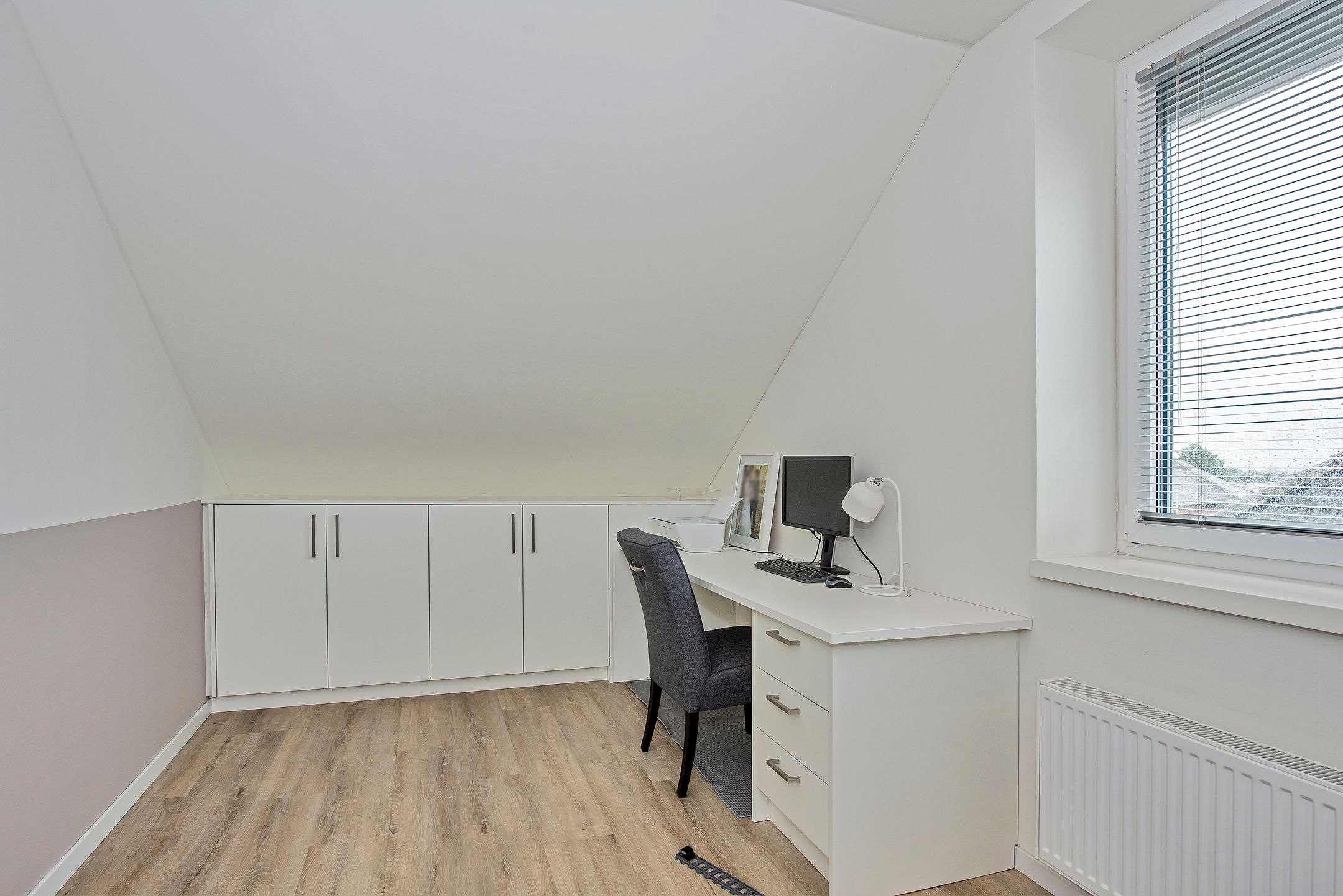 Foto 27 van Laan oud-Indiëgangers 30