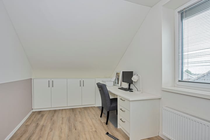 Foto 27 van Laan oud-Indiëgangers 30