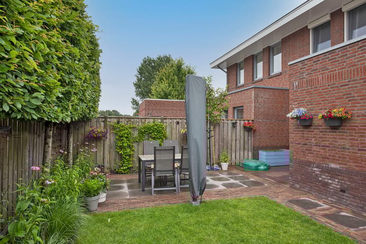 Foto 29 van Laan oud-Indiëgangers 30