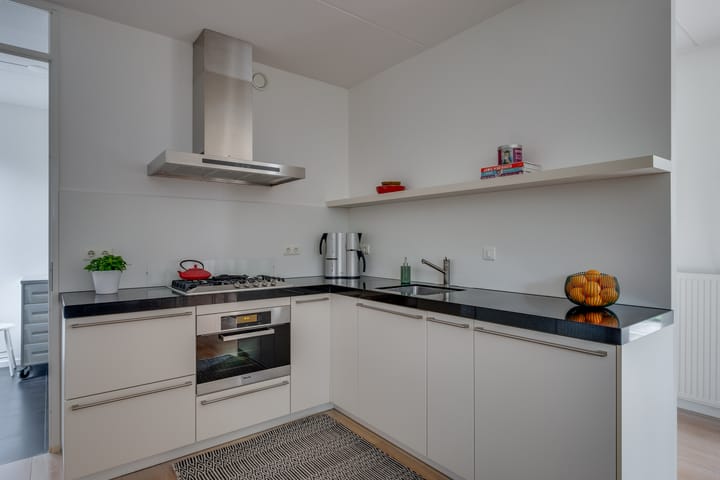 Foto 3 van Willem Sandbergstraat 23