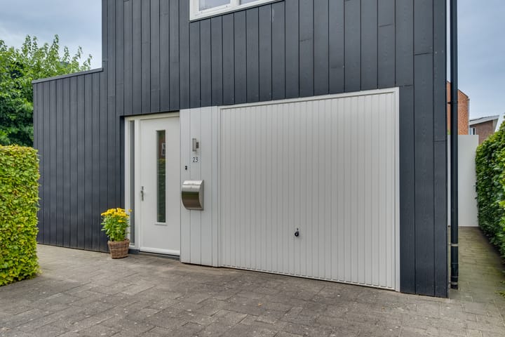 Photo 8 of Willem Sandbergstraat 23