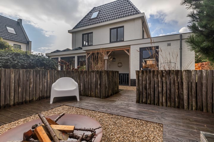 Foto 5 van Santhorsthof 19