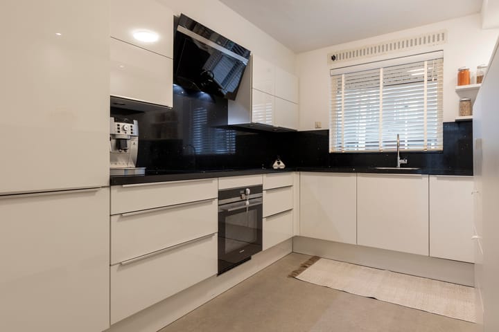 Foto 6 van Linie 233