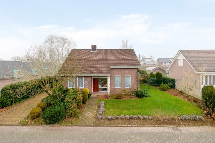 Foto 1 van Vogelsweijde 10