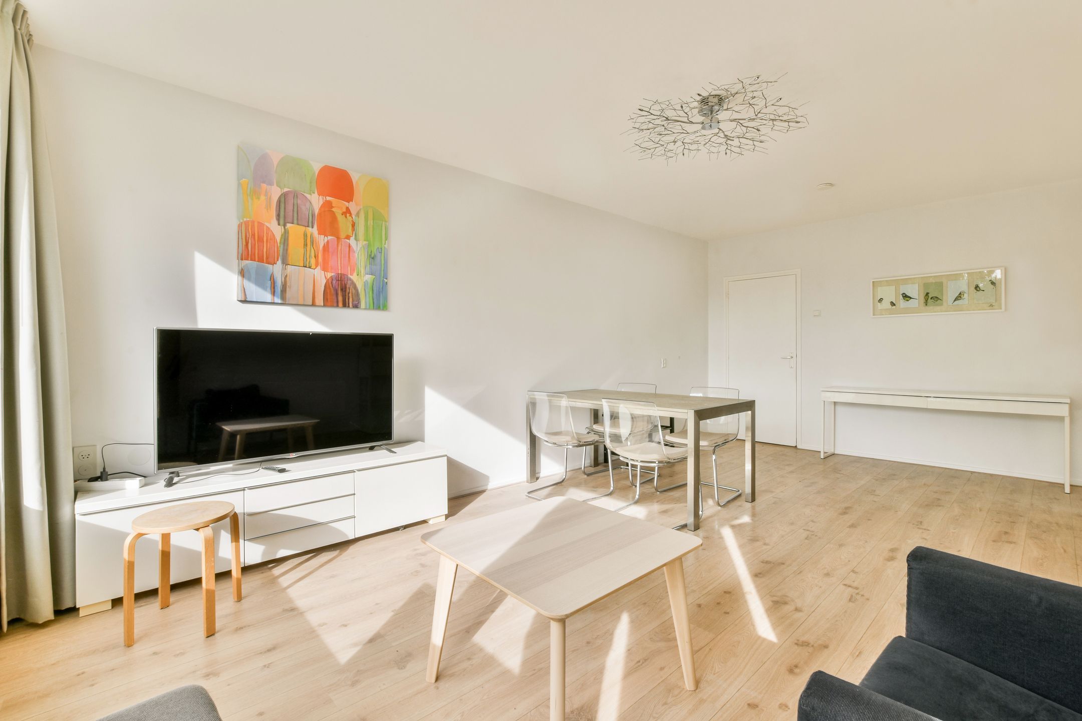 Foto 3 van Oostelijk Halfrond 197