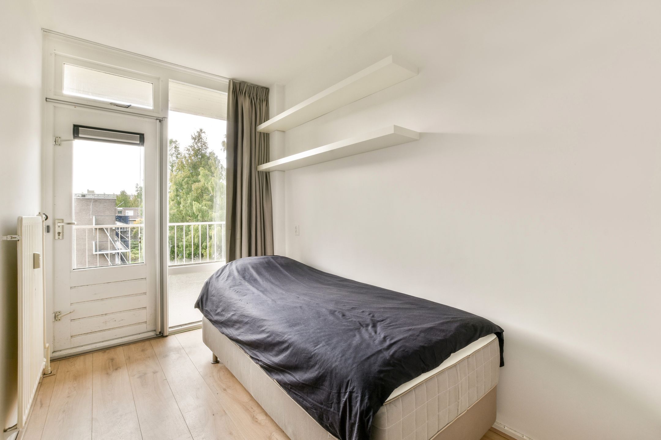 Foto 15 van Oostelijk Halfrond 197