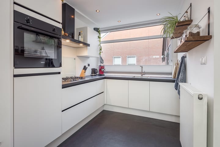 Photo 4 of Volkersweg 24