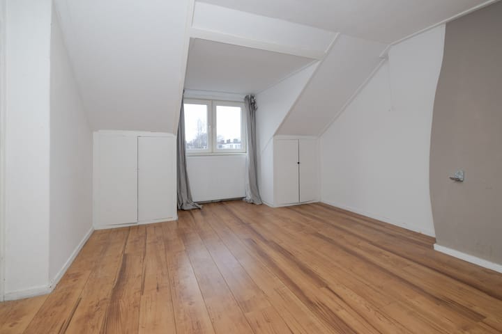 Foto 15 van Wielewaallaan 10