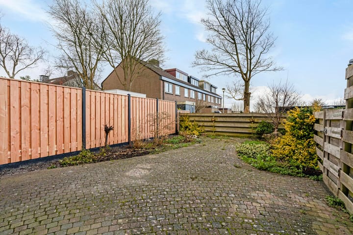 Foto 30 van Beveland 44