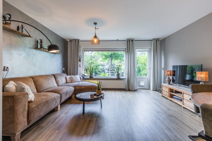 Foto 2 van Guurtjesmarken 43