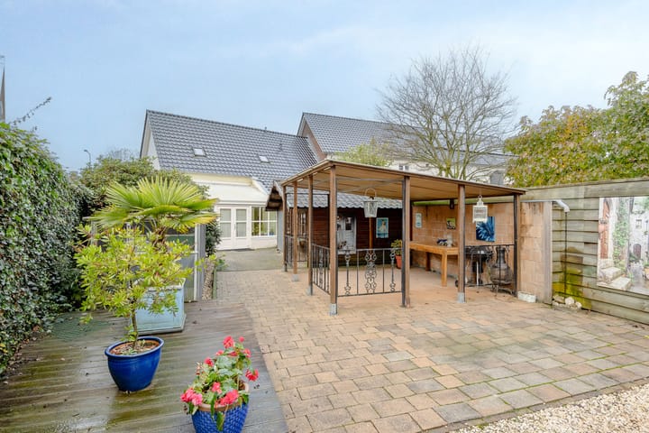 Photo 29 of Langstraat 111