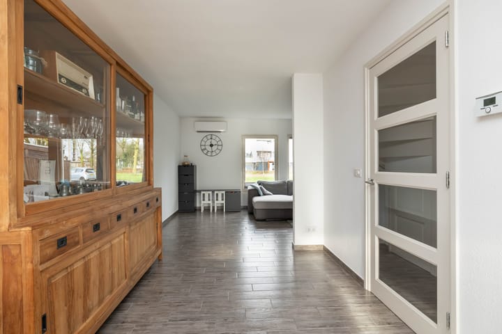 Foto 9 van Veenluydenstraat 46