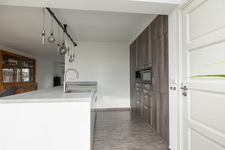 Foto 20 van Veenluydenstraat 46