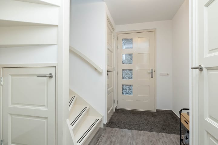 Foto 26 van Veenluydenstraat 46