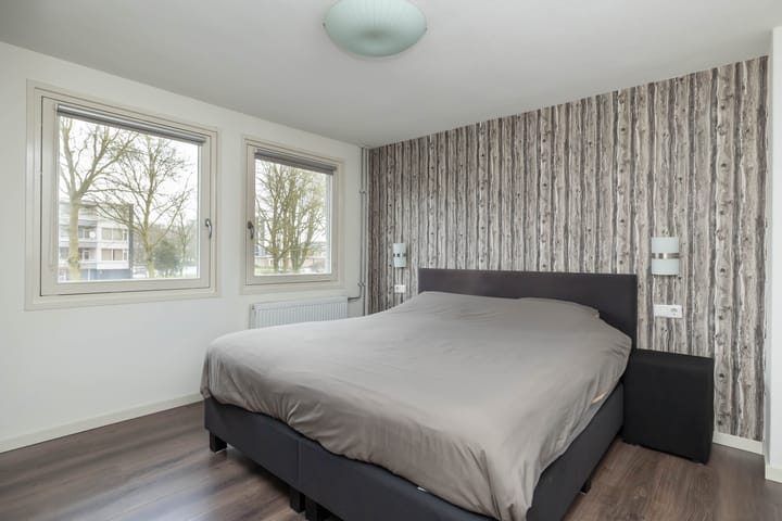 Foto 29 van Veenluydenstraat 46