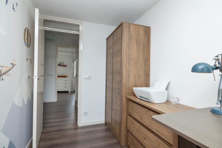 Foto 32 van Veenluydenstraat 46