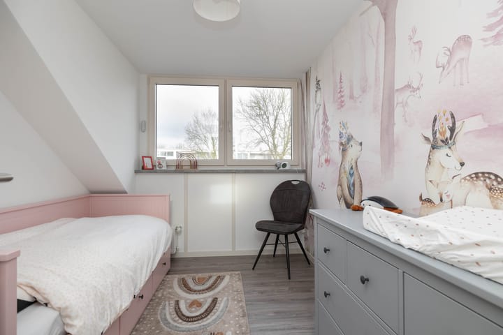 Foto 44 van Veenluydenstraat 46