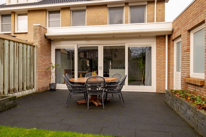 Foto 57 van Veenluydenstraat 46