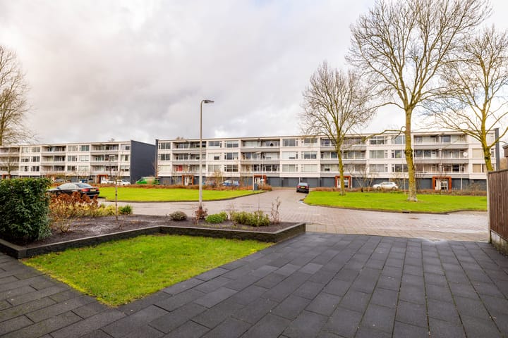 Foto 58 van Veenluydenstraat 46