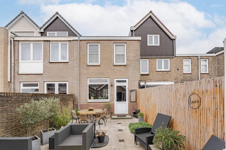 Foto 1 van Burgemeester Trooststraat 71