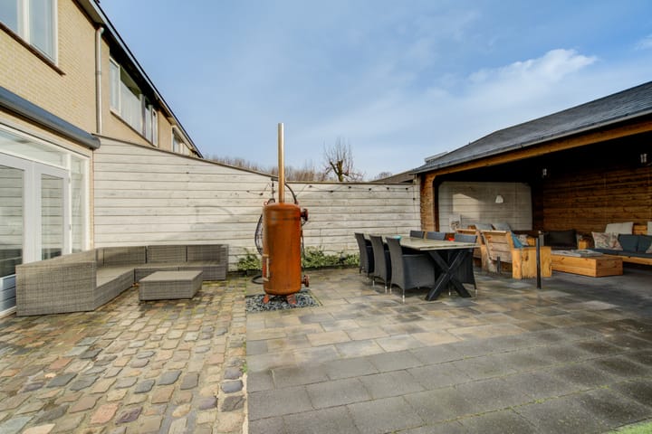 Foto 39 van van der Dussenstraat 2