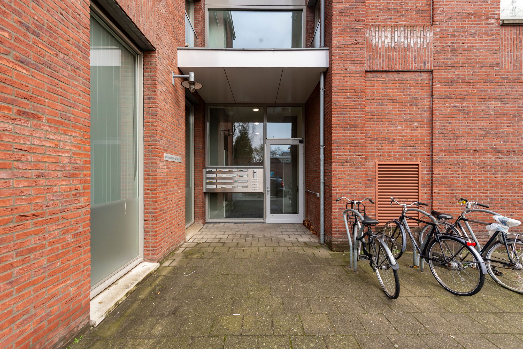 Foto 3 van Van Hogendorpstraat 1-05