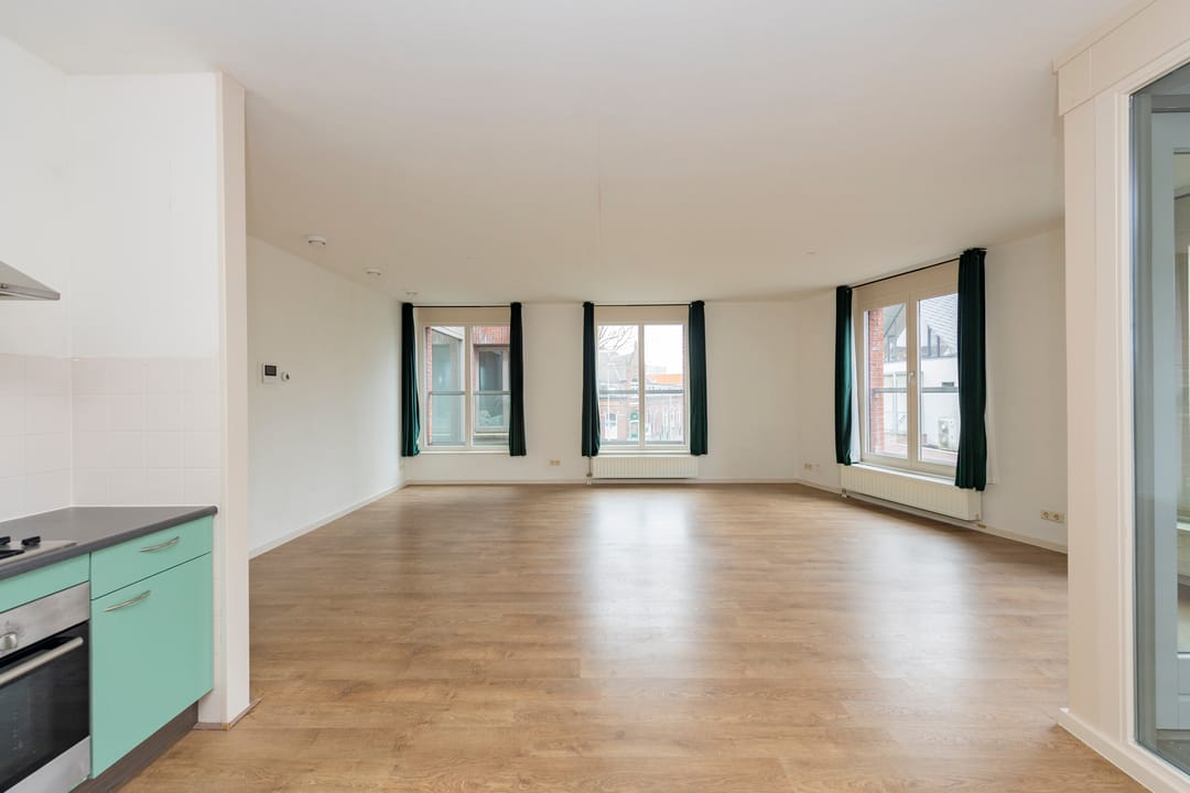 Foto 13 van Van Hogendorpstraat 1-05