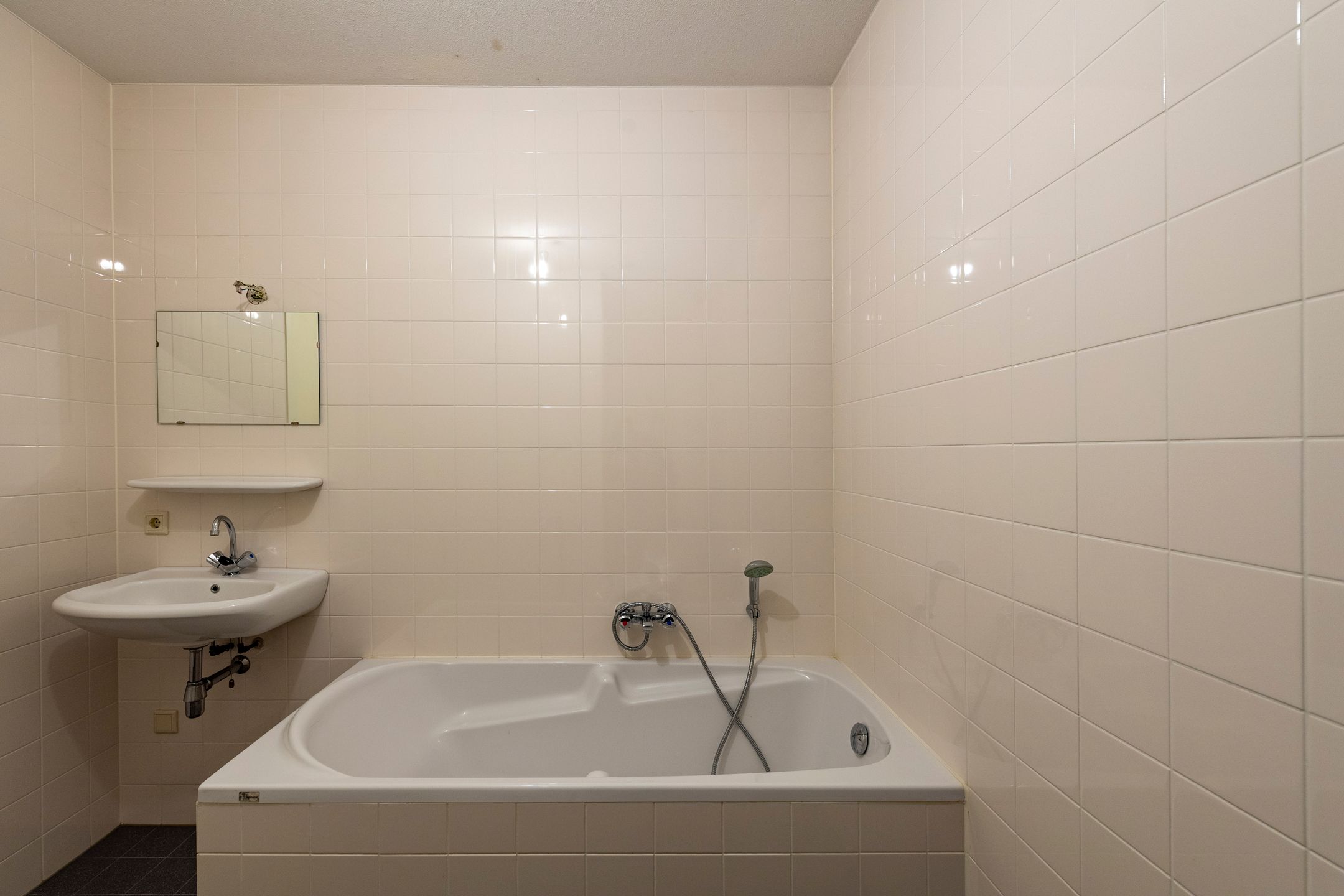 Foto 24 van Van Hogendorpstraat 1-05