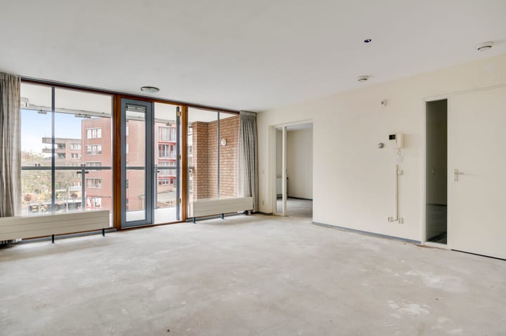 Photo 2 of Bellefroidlunet 9-C