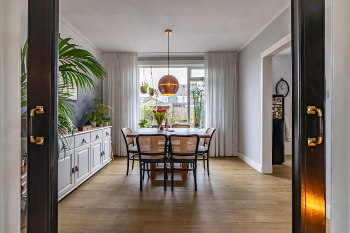 Foto 25 van Jan van Galenstraat 18