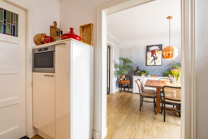 Foto 32 van Jan van Galenstraat 18