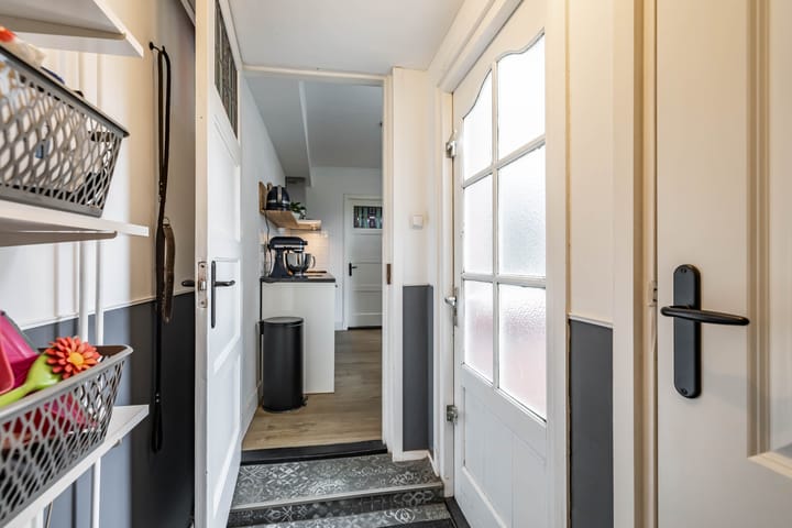 Foto 34 van Jan van Galenstraat 18