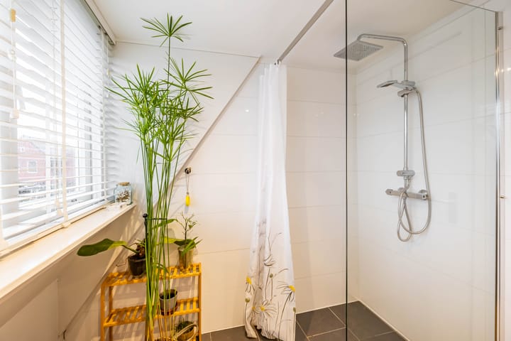 Foto 48 van Jan van Galenstraat 18