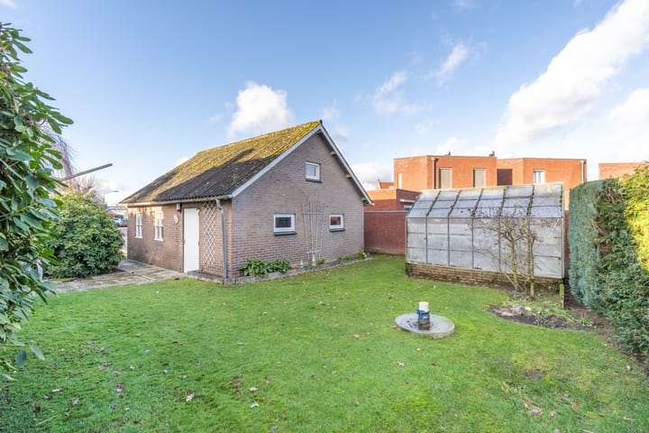 Foto 15 van Baansestraat 2