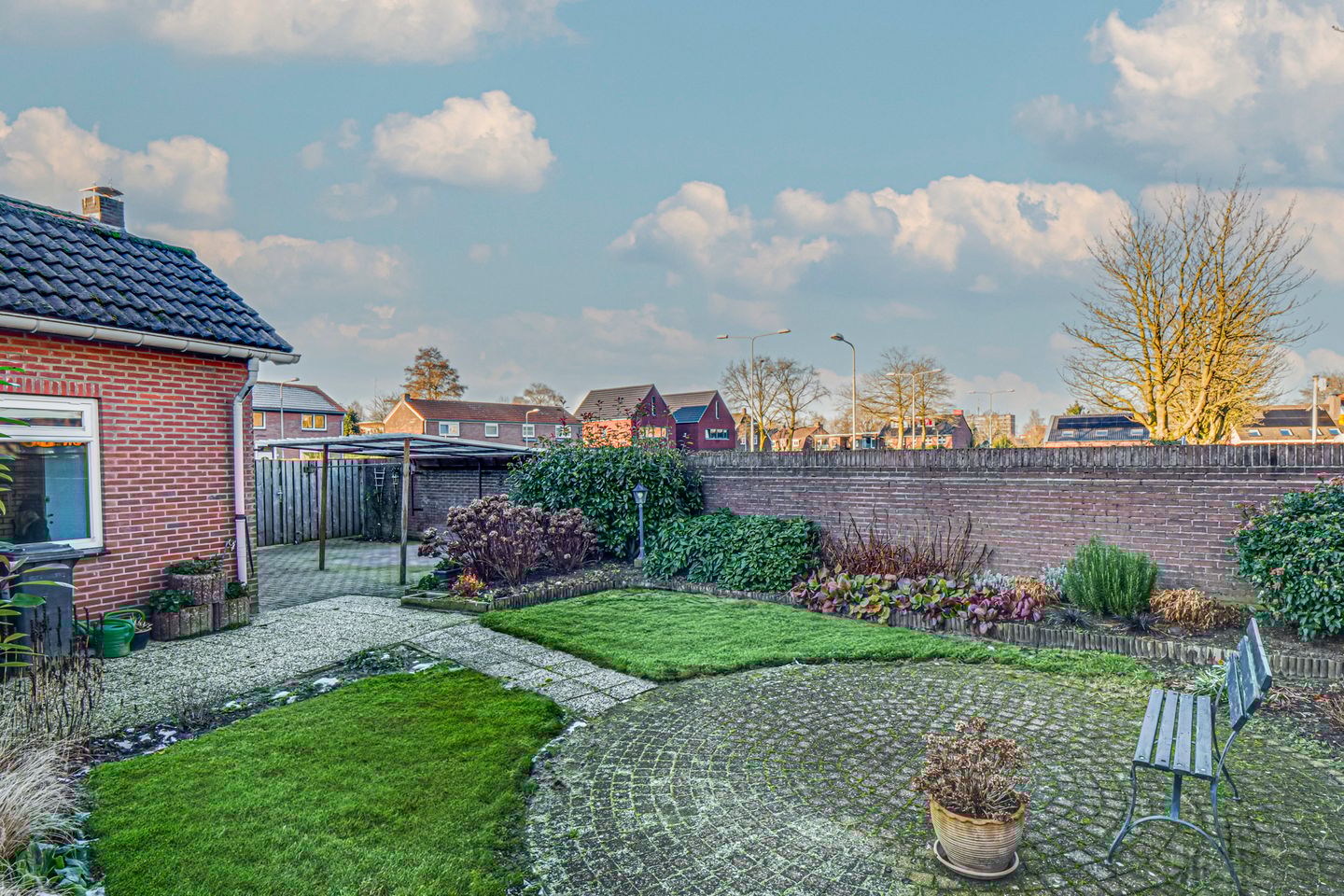 Foto 44 van Deken Thielenstraat 16