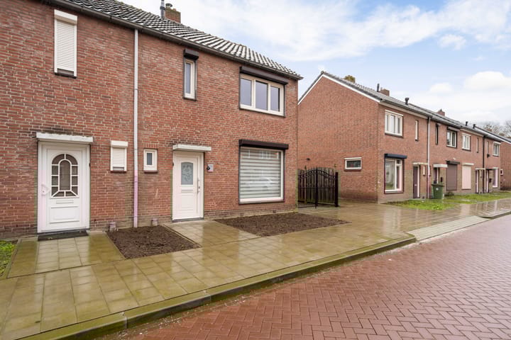 Foto 6 van Charlotte van Bourbonstraat 22