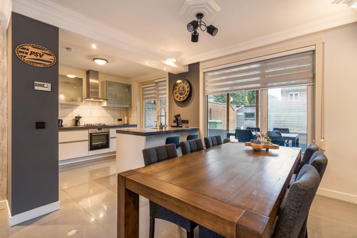 Foto 13 van Charlotte van Bourbonstraat 22