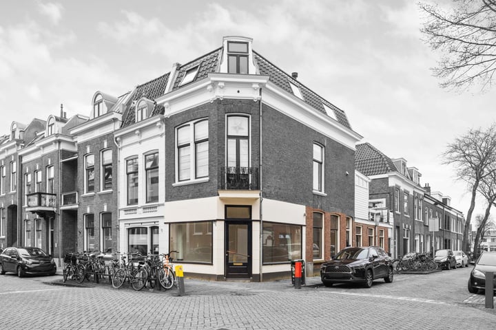 Bekijk foto 1 van Poortstraat 44