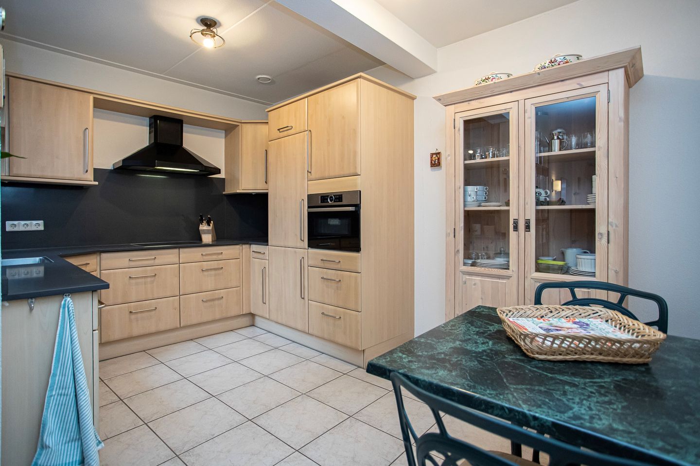 Photo 14 of Kerkstraat 4