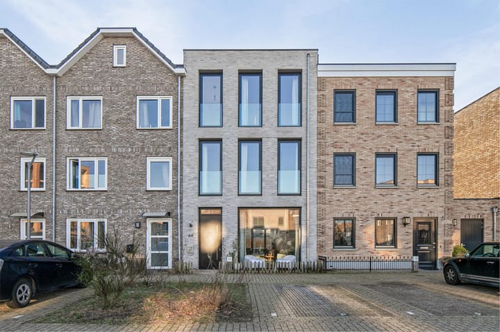 Foto 1 van Jesse Owensstraat 64