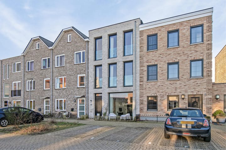 Foto 3 van Jesse Owensstraat 64