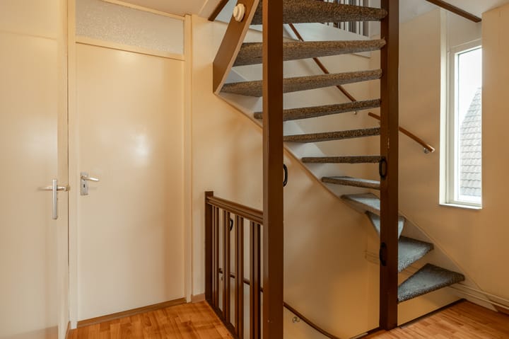 Foto 18 van Van Heemstrastrjitte 9