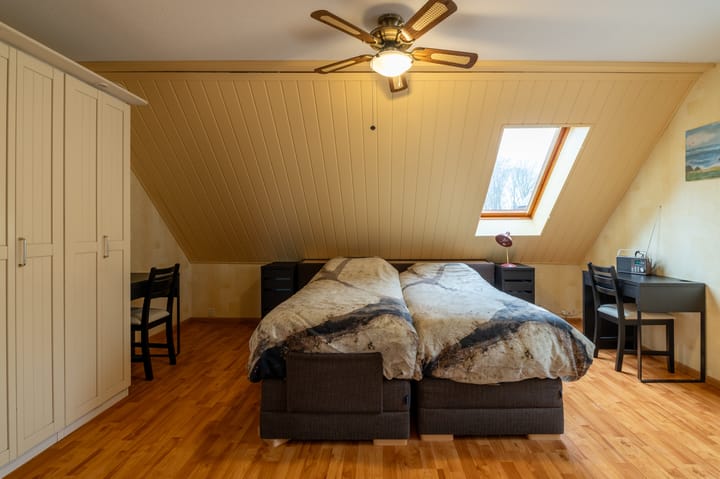 Foto 21 van Van Heemstrastrjitte 9