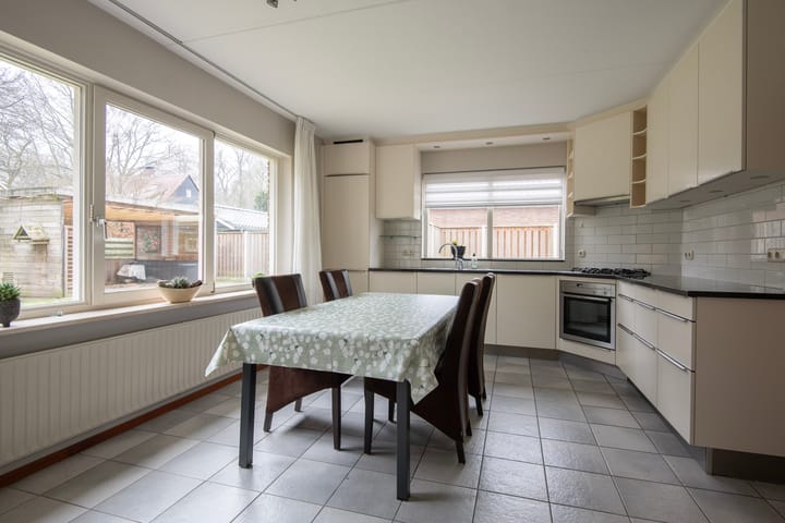 Foto 7 van Essenburgh 2-A