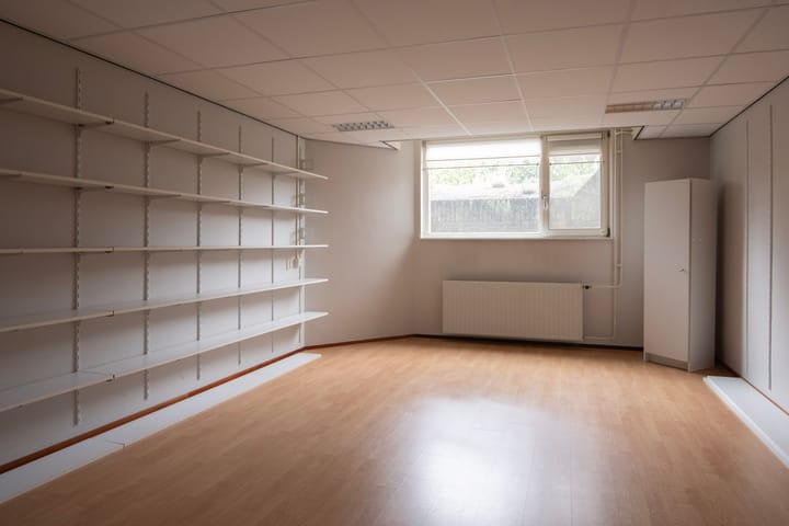 Foto 21 van Essenburgh 2-A