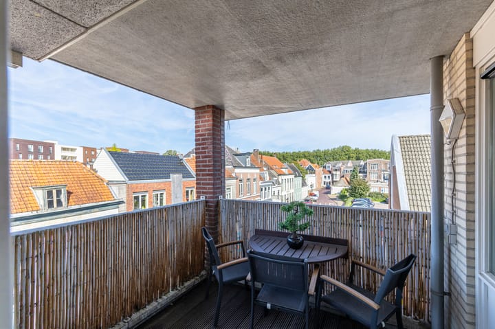 Foto 2 van Kazerneplein 7